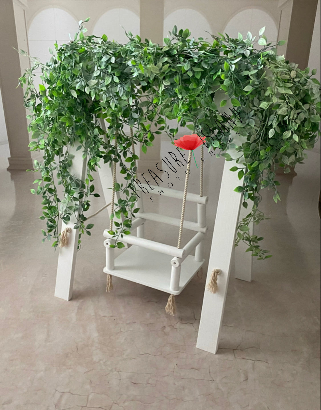 Botanical Greenery Overhang Garland – Cake Smash Photography Prop
