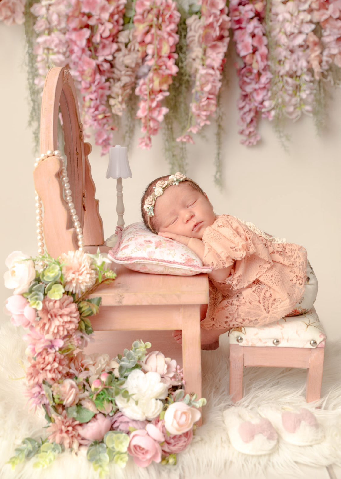 Romantic Mauve Floral Garland – Luxury Maternity & Fine Art Photography Prop