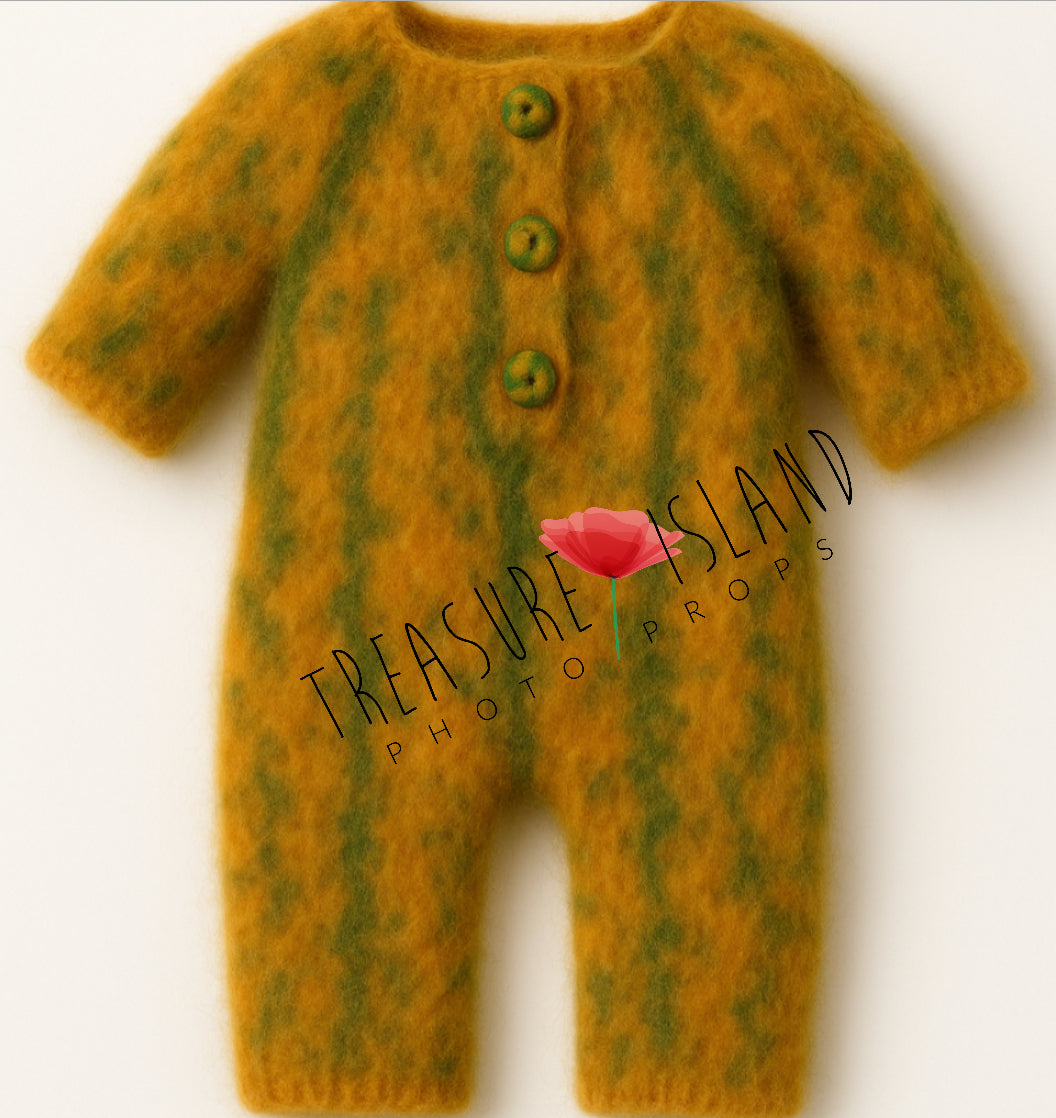FELTED - pumpkin & green mix - Pumpkin Hat & Felted Pumpkins Toy