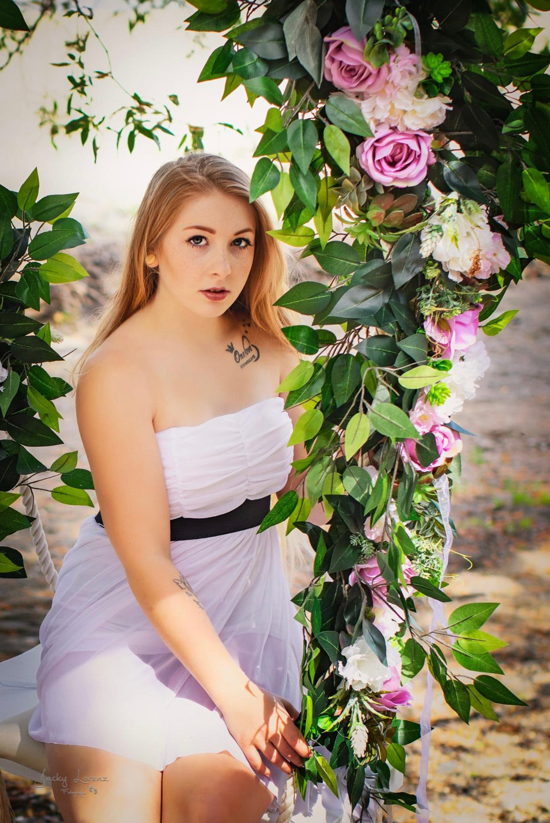 Romantic Garden Swing Floral Garland – 120 cm Photography Prop