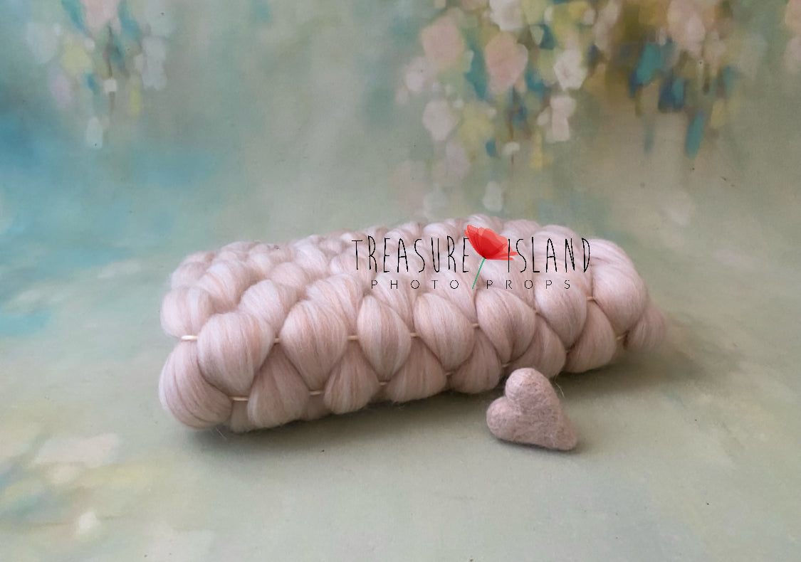 Fluffy Marshmallow Blanket – Woolen Weave Classic Woven Blanket