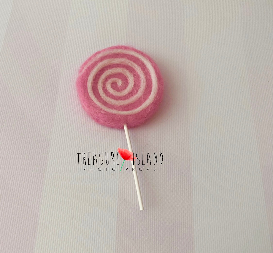 PRINCESS  SET - Needle Doll Accessories – Lipstick, Pearls, Candy & Lollipops - Handmade Baby Props