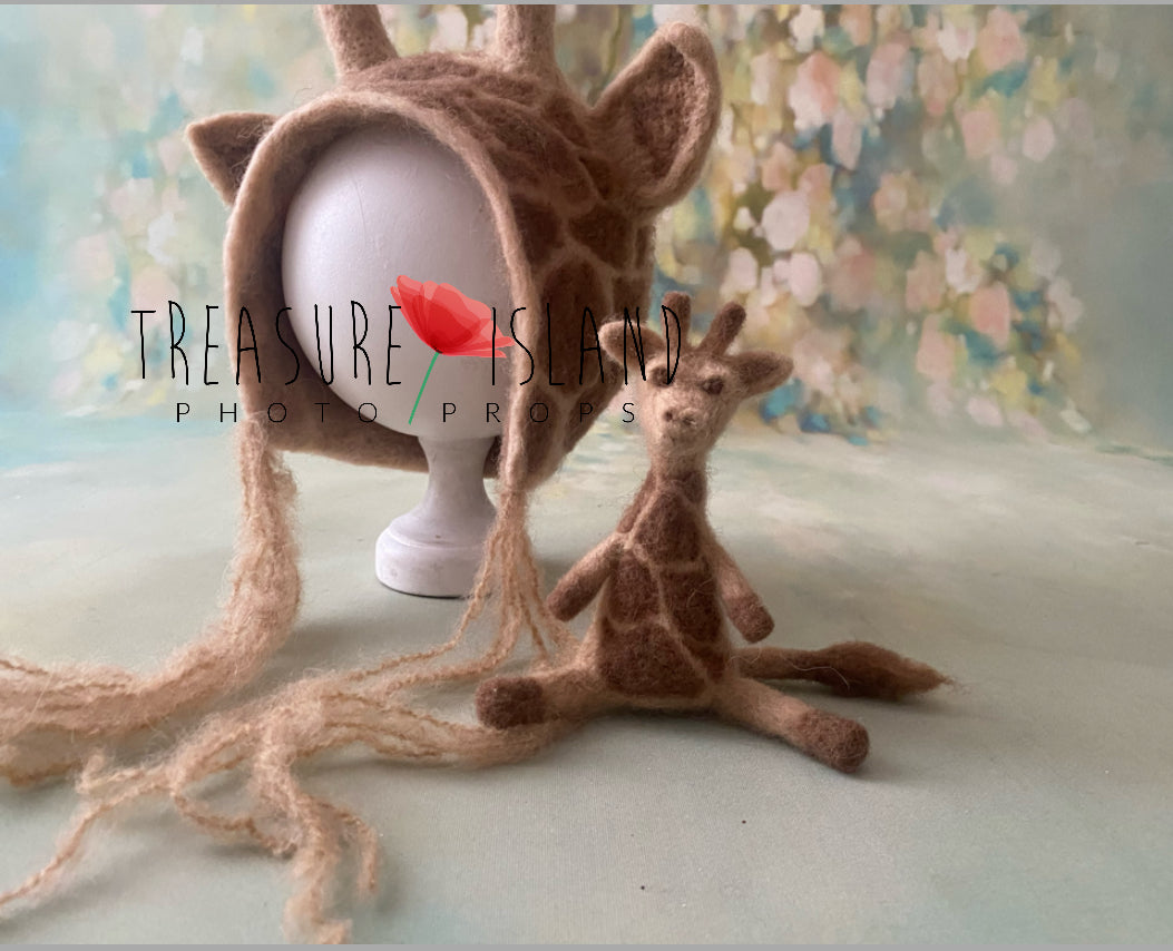 GIRAFFE felt animals felt animal NEEDLE animal NEEDLE animals - SAFARI Props