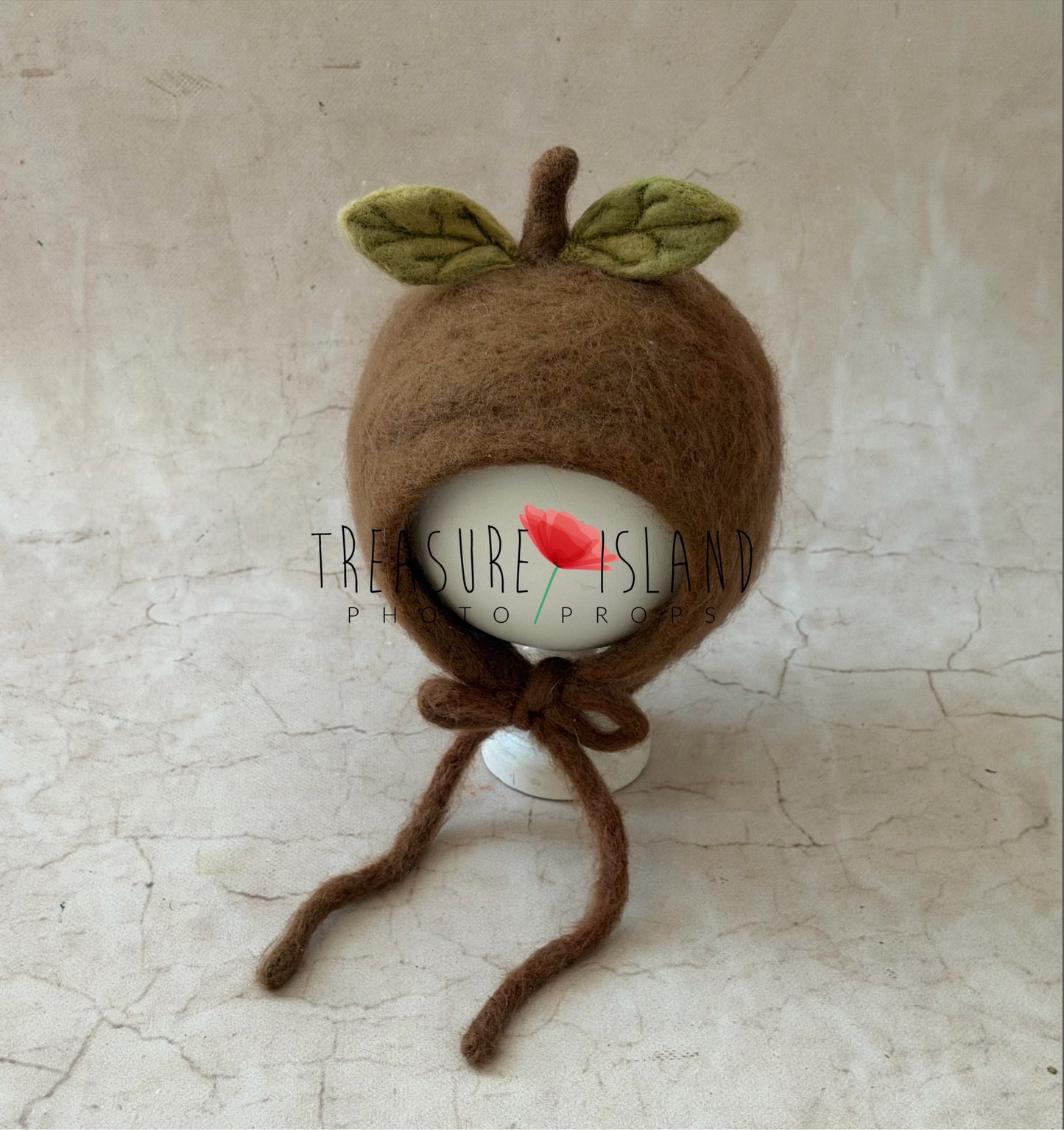 Handmade Felt Hazelnut Bonnet with Leaf Details – Newborn & Sitter Size