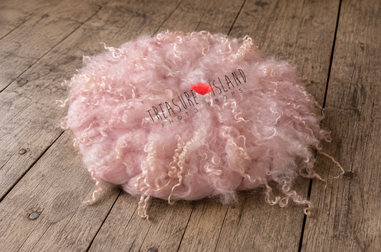 Braided Wool & Natural Curls BLANKET - Newborn & Sitter Photography Prop