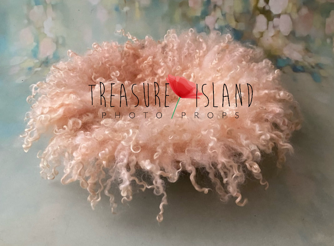 CURLY blanket light peach  colour  ✨6 sizes✨