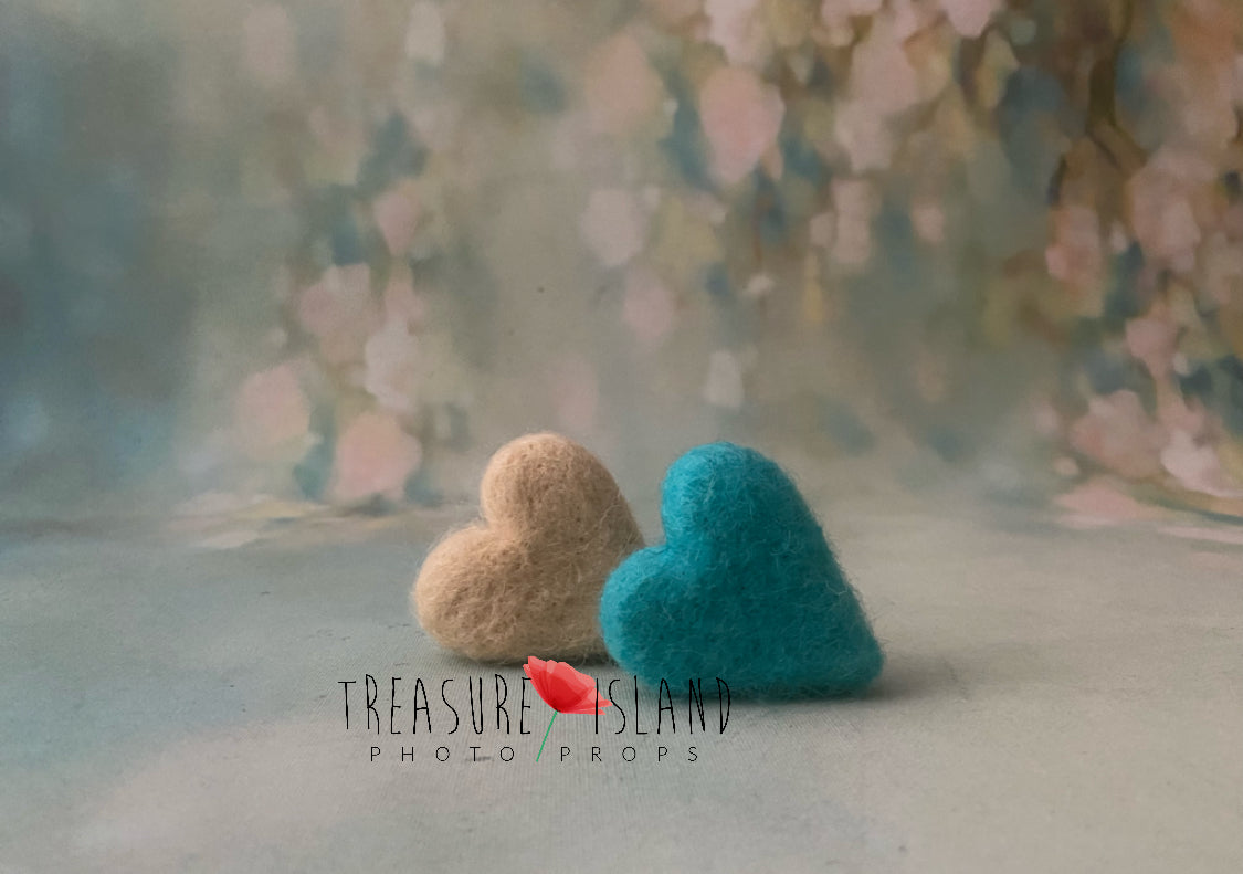 Felted Hearts – XS & S (39 Colors) – Handcrafted Wool for Newborn & Sitter Photography