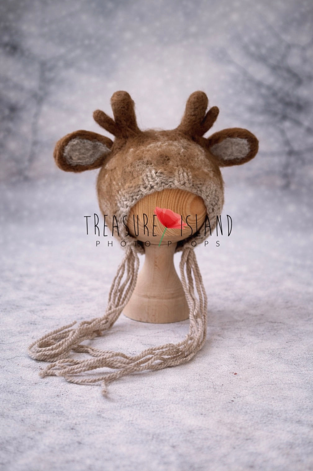 Hand knit reindeer bonnet with needle felted antlers and ears, newborn photography prop, soft wool, neutral beige and brown tones
