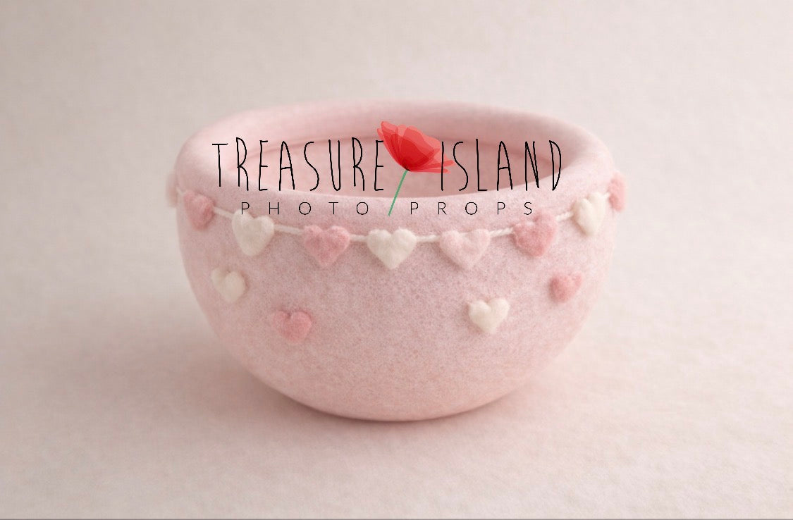 Romantic Valentine Bowl Set – Handcrafted Newborn Photography Props