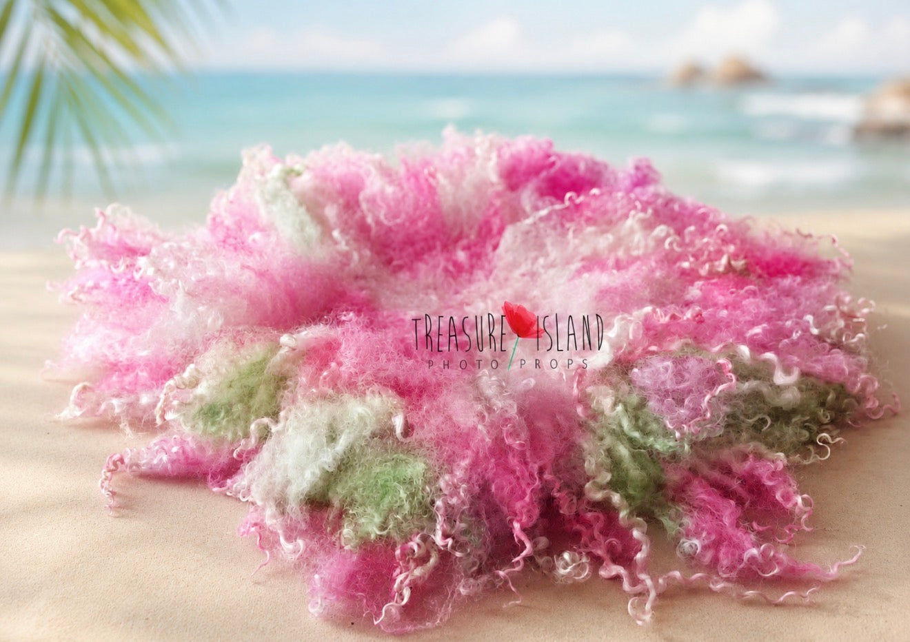 Dragon Fruit Curly Wool Blanket - Newborn & Sitter Photography Layer