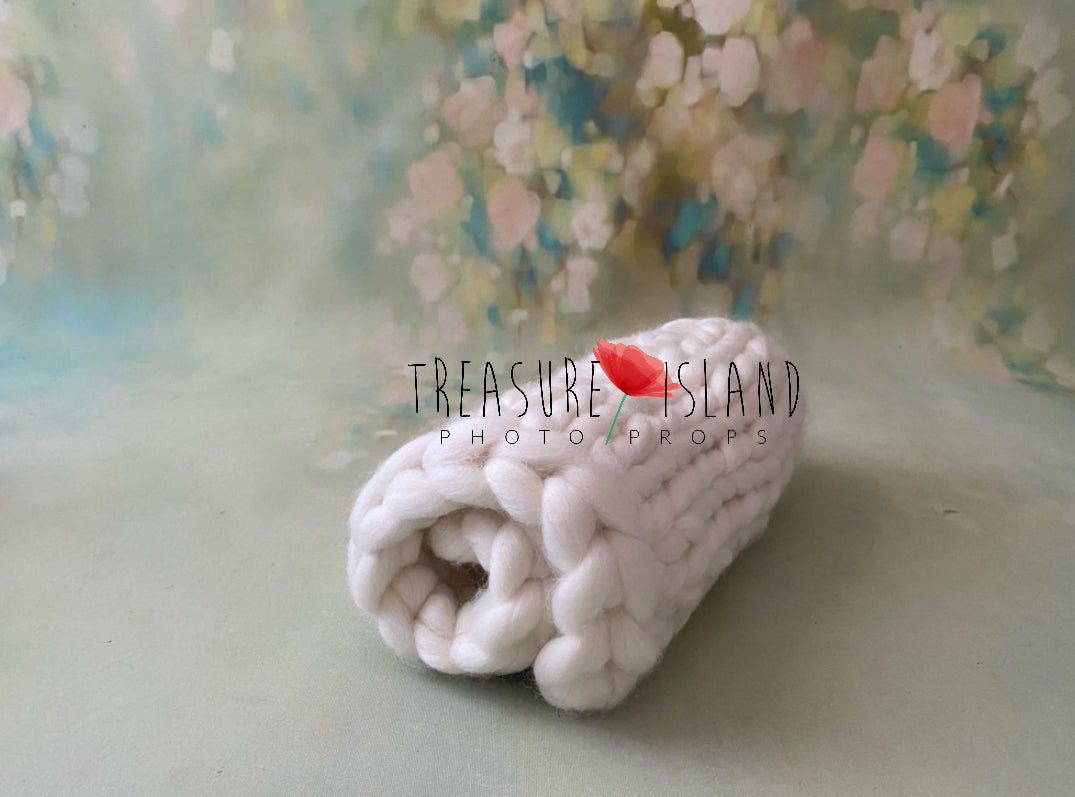 CHUNKY KNIT BLANKETS