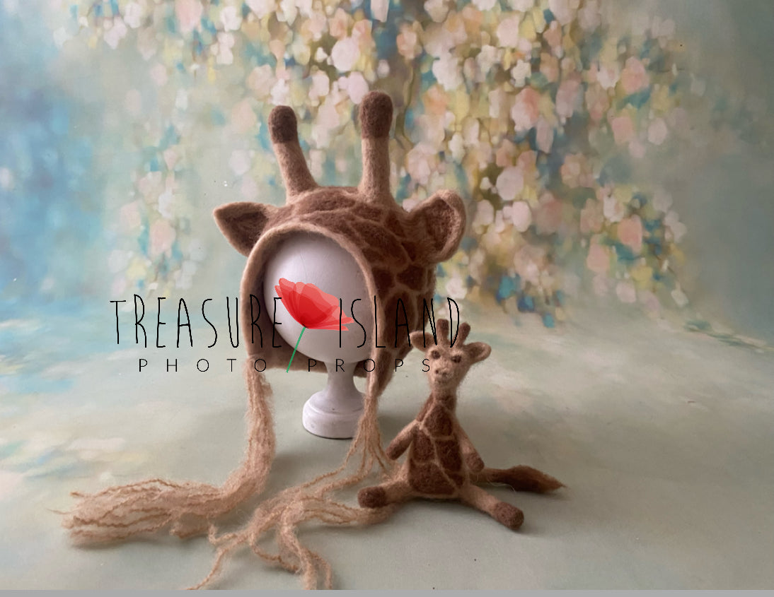 GIRAFFE felt animals felt animal NEEDLE animal NEEDLE animals - SAFARI Props