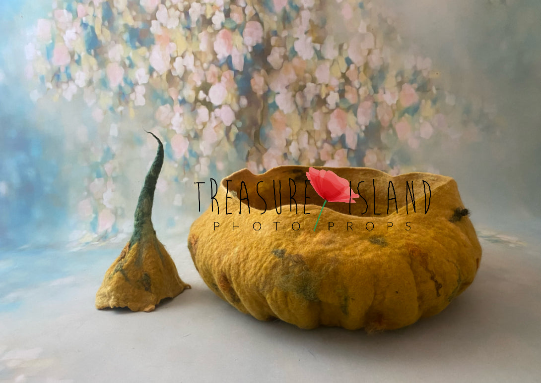 FELTED MUSTARD BARREL - AUTUMN VIBE - photography props