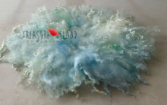 Felted Curly Blanket – Light Ocean Dream - Photo Props
