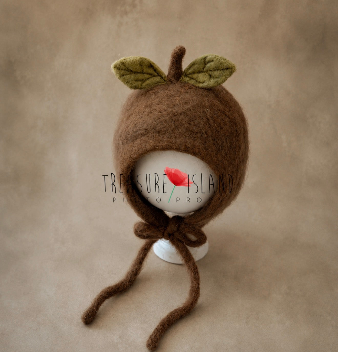 Handmade Felt Hazelnut Bonnet with Leaf Details – Newborn & Sitter Size