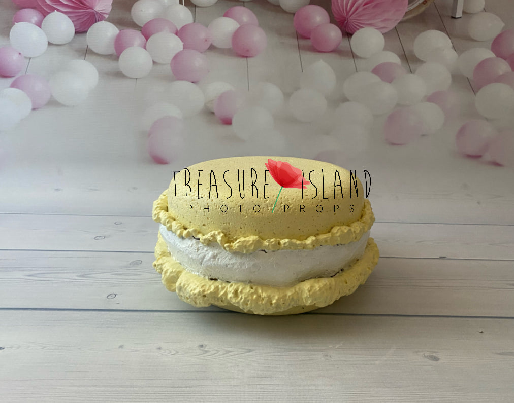 Styrofoam Giant Macarons – Cake Smash Props