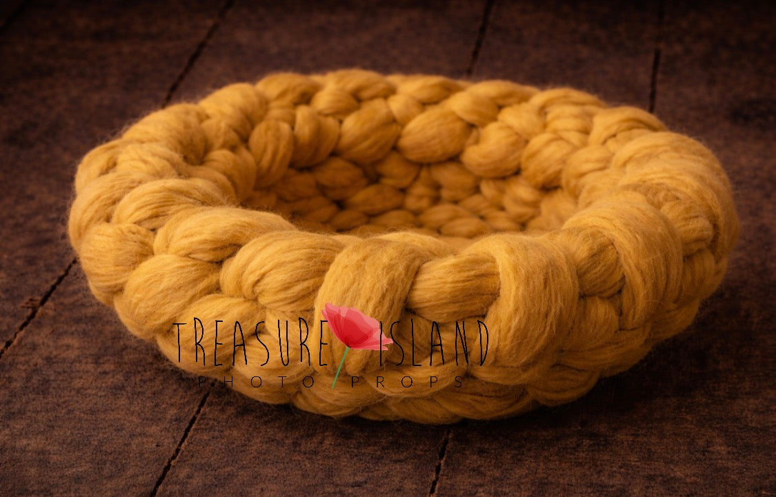 Chunky Wool Nest – Handmade Newborn Photography Prop