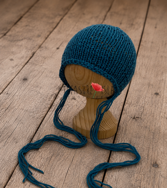 Classic Knitted Merino Wool Bonnet - Handmade Newborn Photography Bonnet