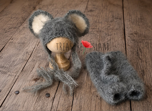 KNITTED MOUSE OUTFIT - very fluff wool felt animals felt animal NEEDLE animal NEEDLE animals