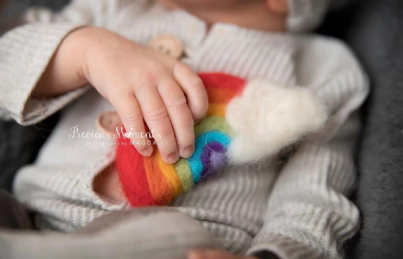 GEFILZTER REGENBOGEN mit Wolke 
