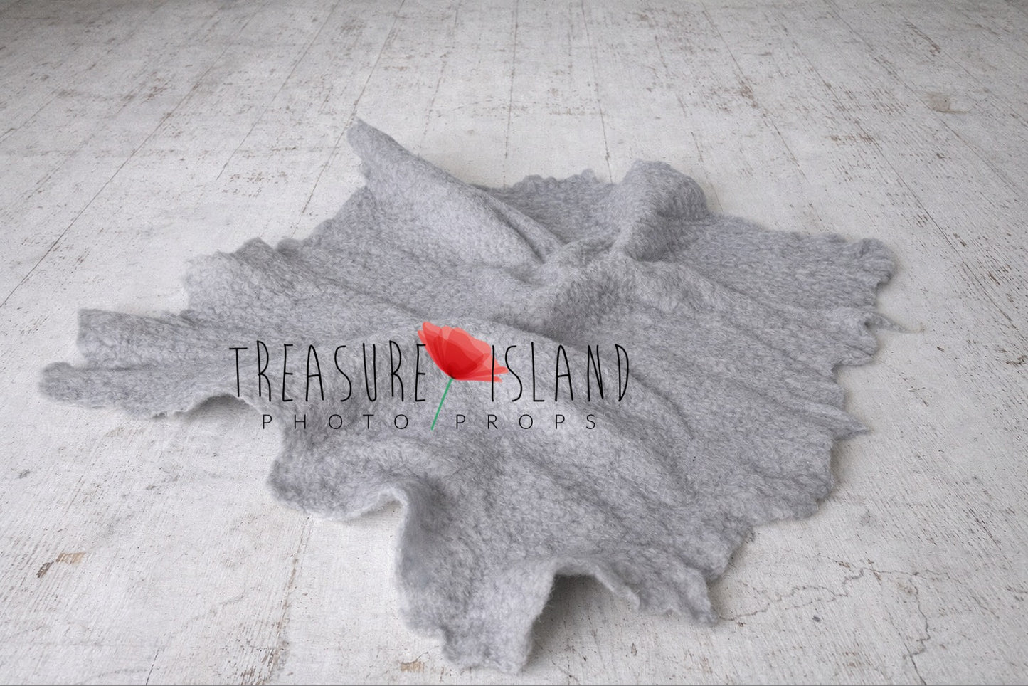 Hand-Felted wool blanket - organic in light grey colour - photo props - safari theme 