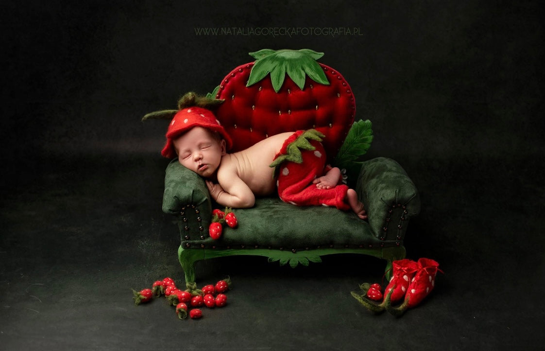 STRAWBERRY SET - dress, pants, shoes, hat  + 20 little strawberries