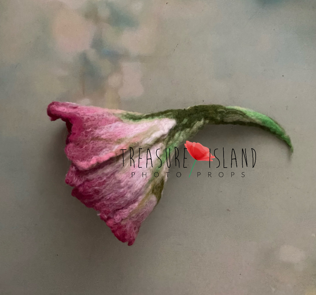 Pink botanical flower hat handmade from wool for newborn photography