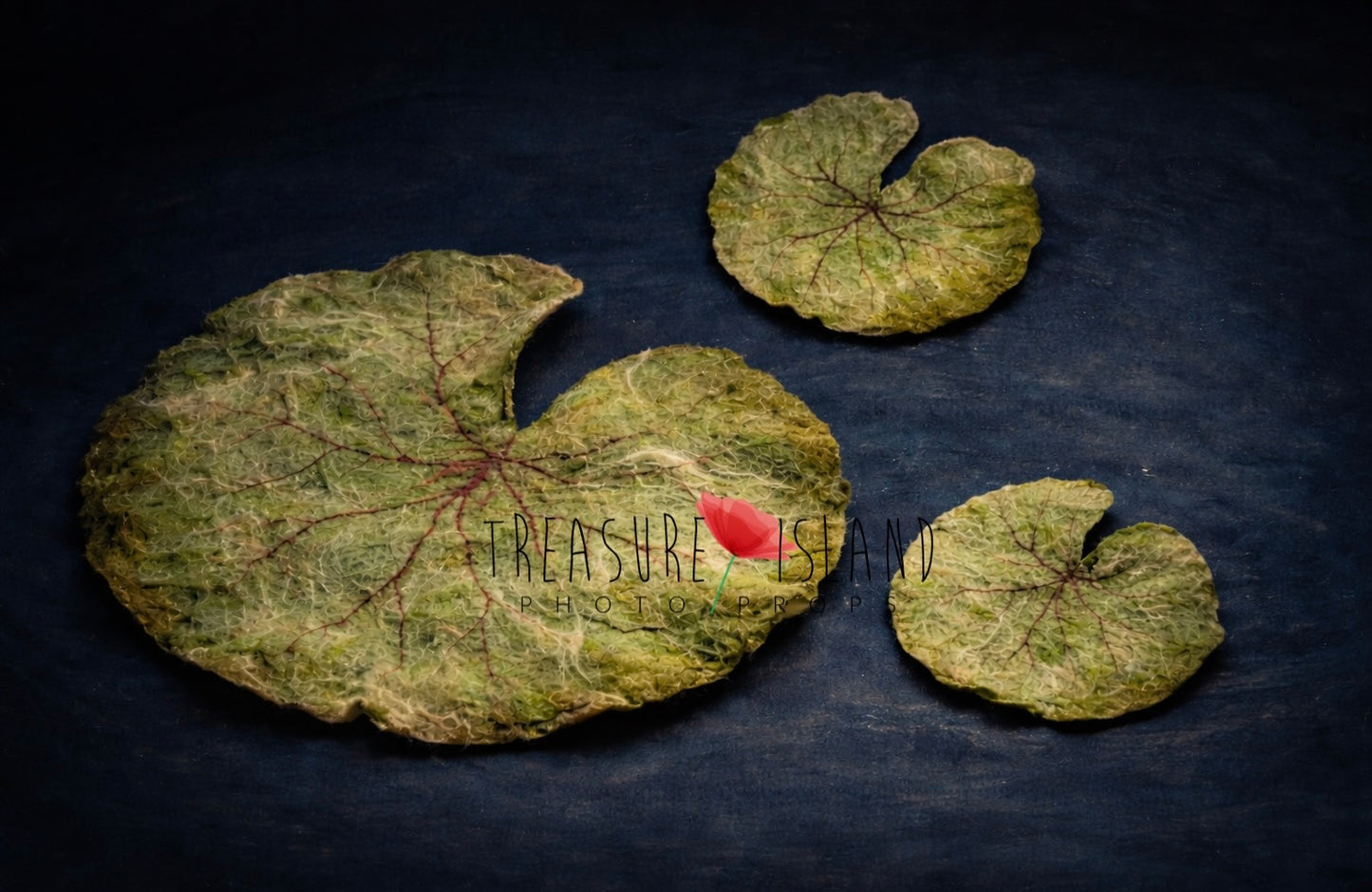 Hand-felted water lily leaf photography props in 30 cm, 50 cm and 70 cm sizes