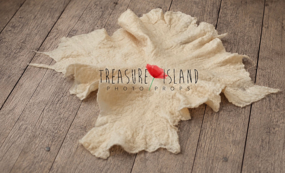 Pudding cream hand-felted irregular wool blanket with organic edges for newborn photography