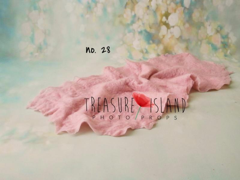 WOOLEN CLASSIC IRREGULAR BLANKETS AUTUMN PROPS