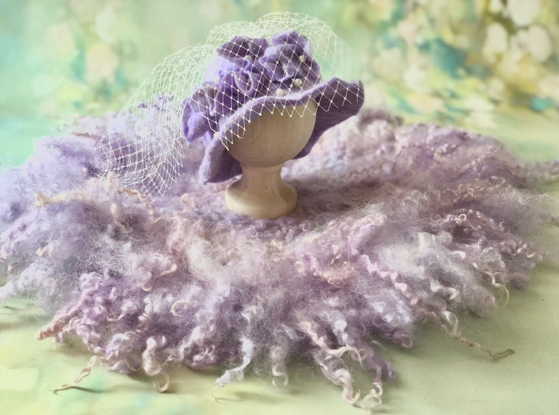 Lavender SET curly blanket snd wcclusive hat