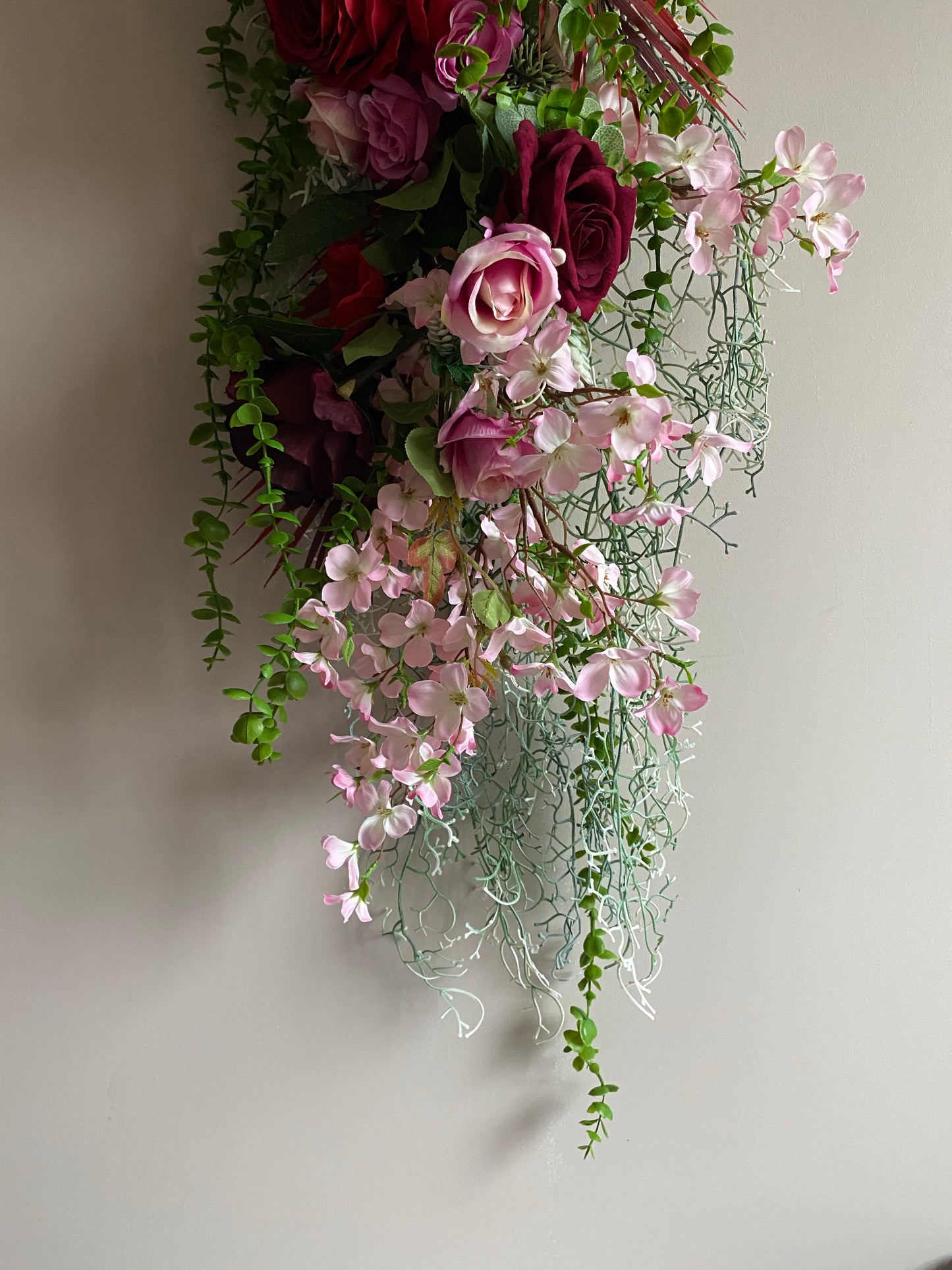 GARLAND in RED - Valentine props