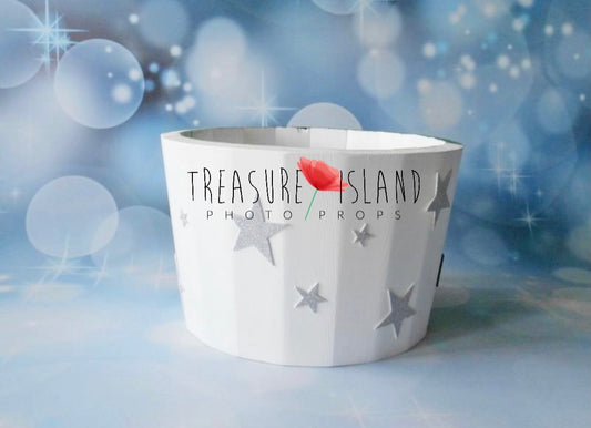 BEST PROP ...CHRISTMAS BUCKET  white with silver stars