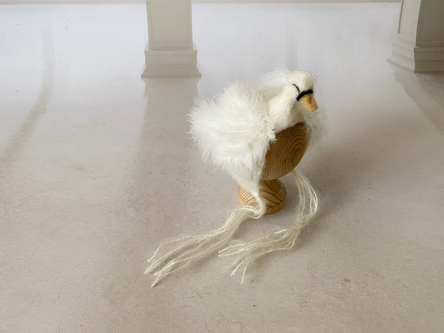 White Swan Heirloom – Sculpted Edition - Model II