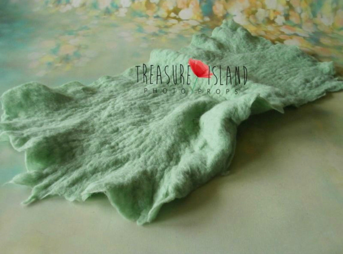 IRREGULAR FELTED MERINO BLANKET EXTRA THIN - BEST OF - 80x60 cm - 74 colours to choose
