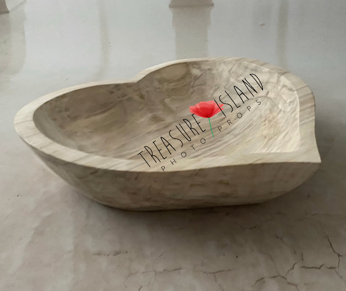 Prymitive Wooden POSING  heart bowl