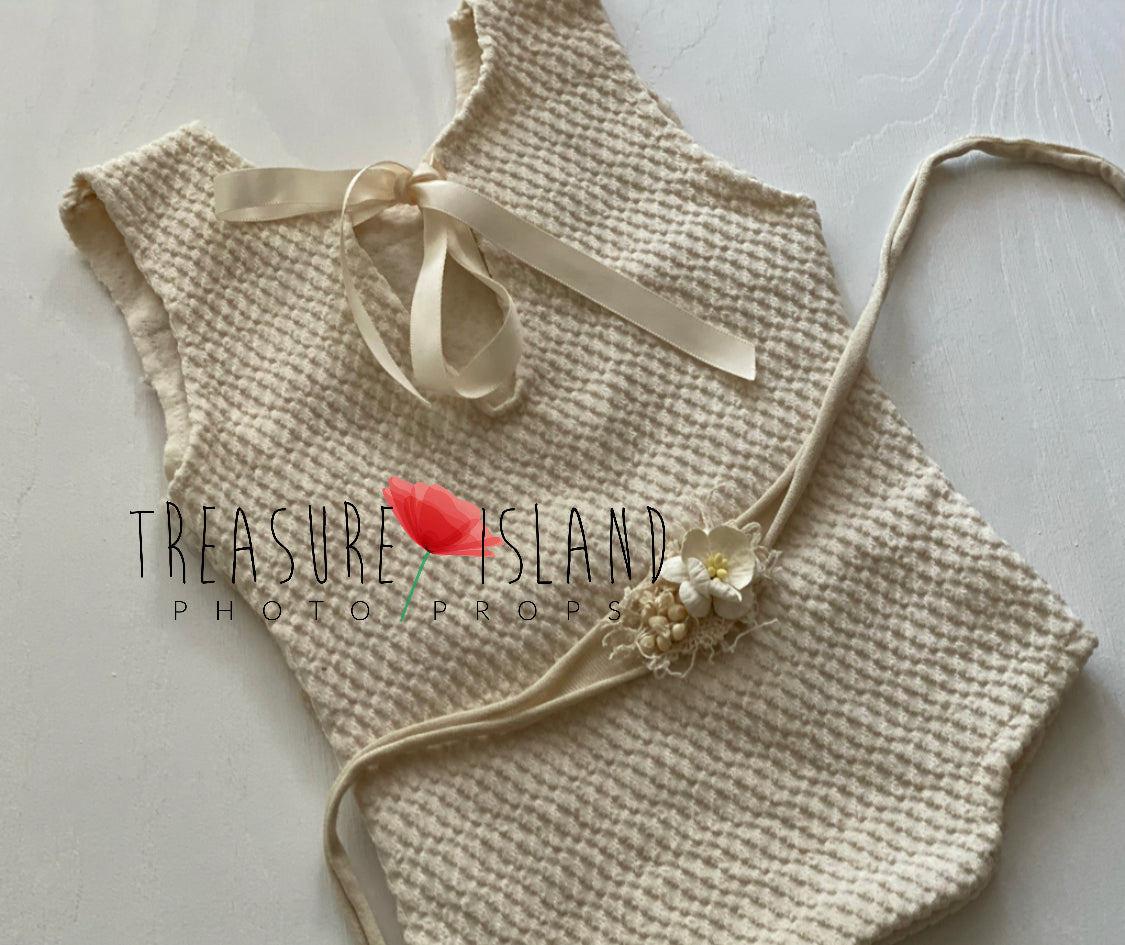 LIGHT BEIGE BODY with tieback nb size RTS outfit