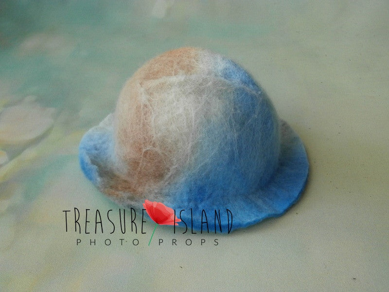 Hand-felted newborn hat in Sky Blue & Warm Beige blended colors