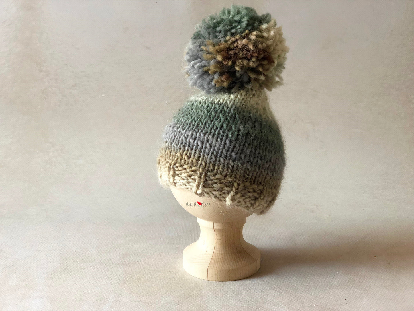 HAT " ADAM " with pom pom